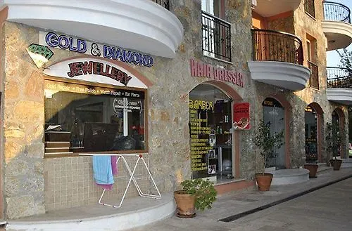 德纳俱乐部酒店 马尔马里斯 公寓式酒店